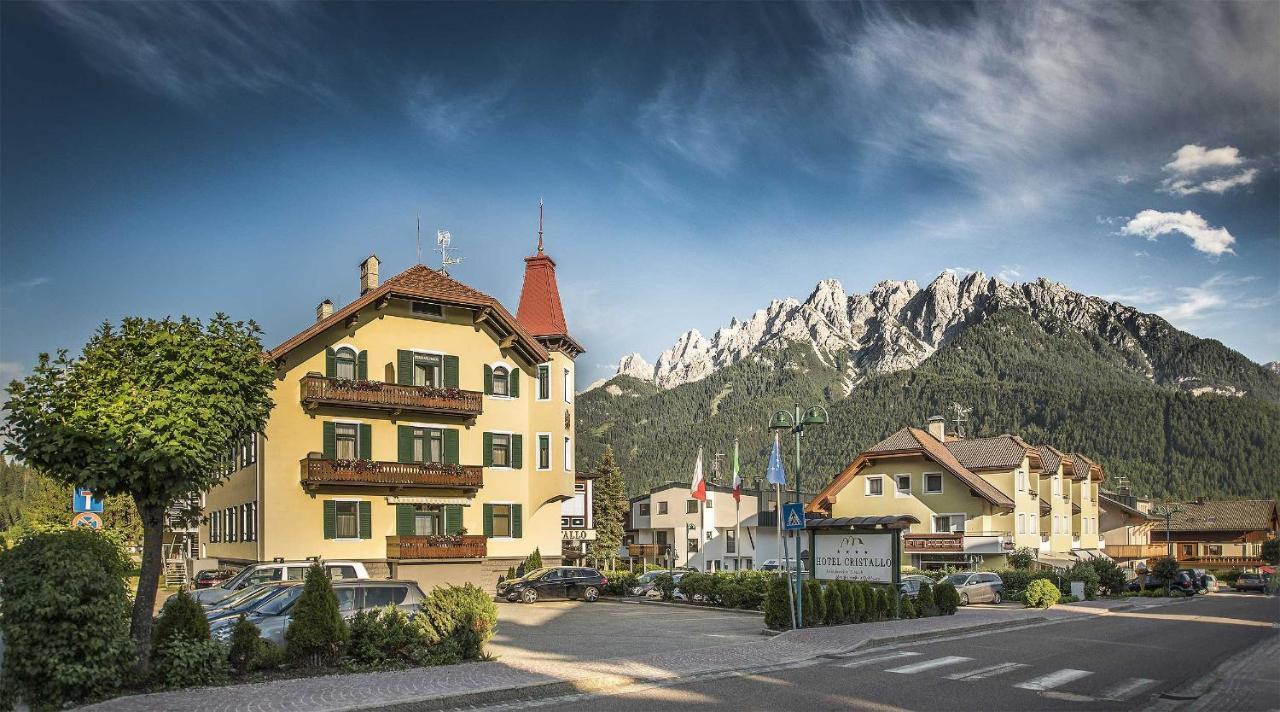 Hotel Cristallo Dobbiaco Exterior photo